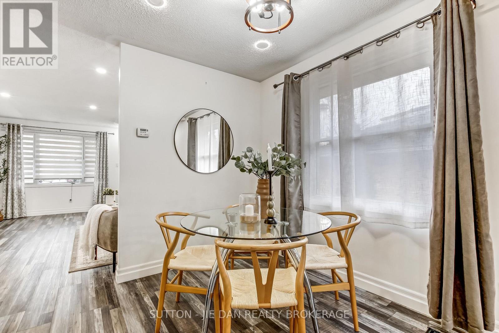 971 Eagle Crescent, London South, Ontario  N5Z 4K5 - Photo 9 - X12949904