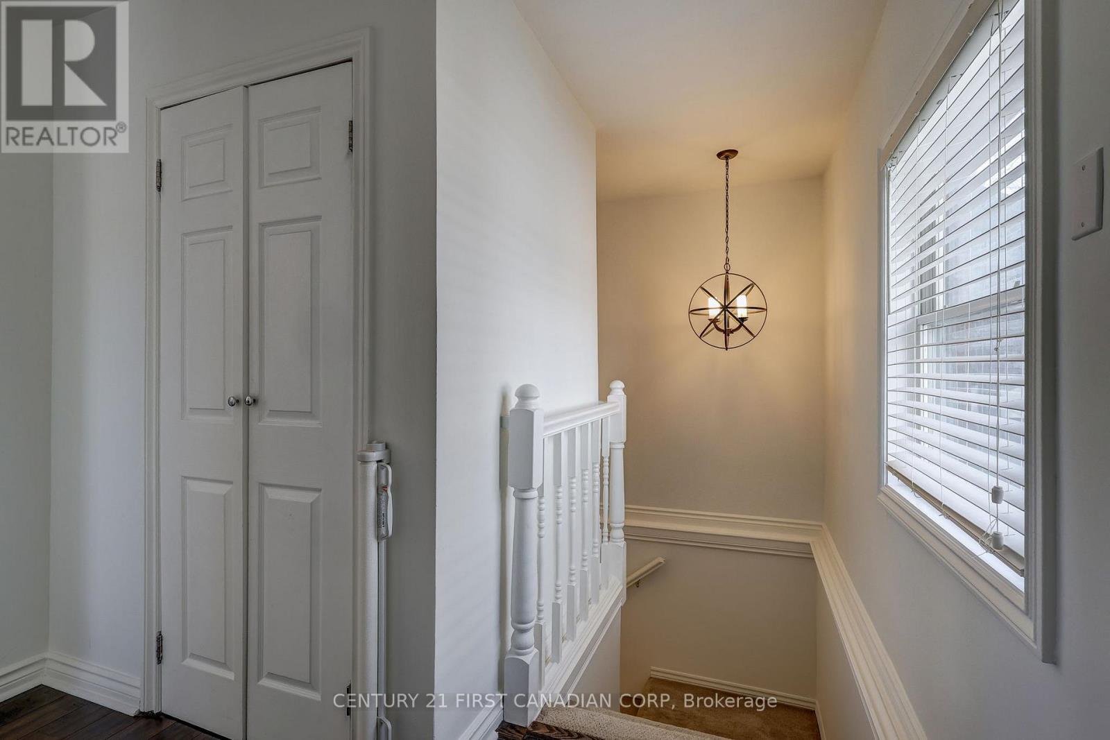 691 Emery Street E, London South, Ontario  N6C 2G3 - Photo 27 - X12955198