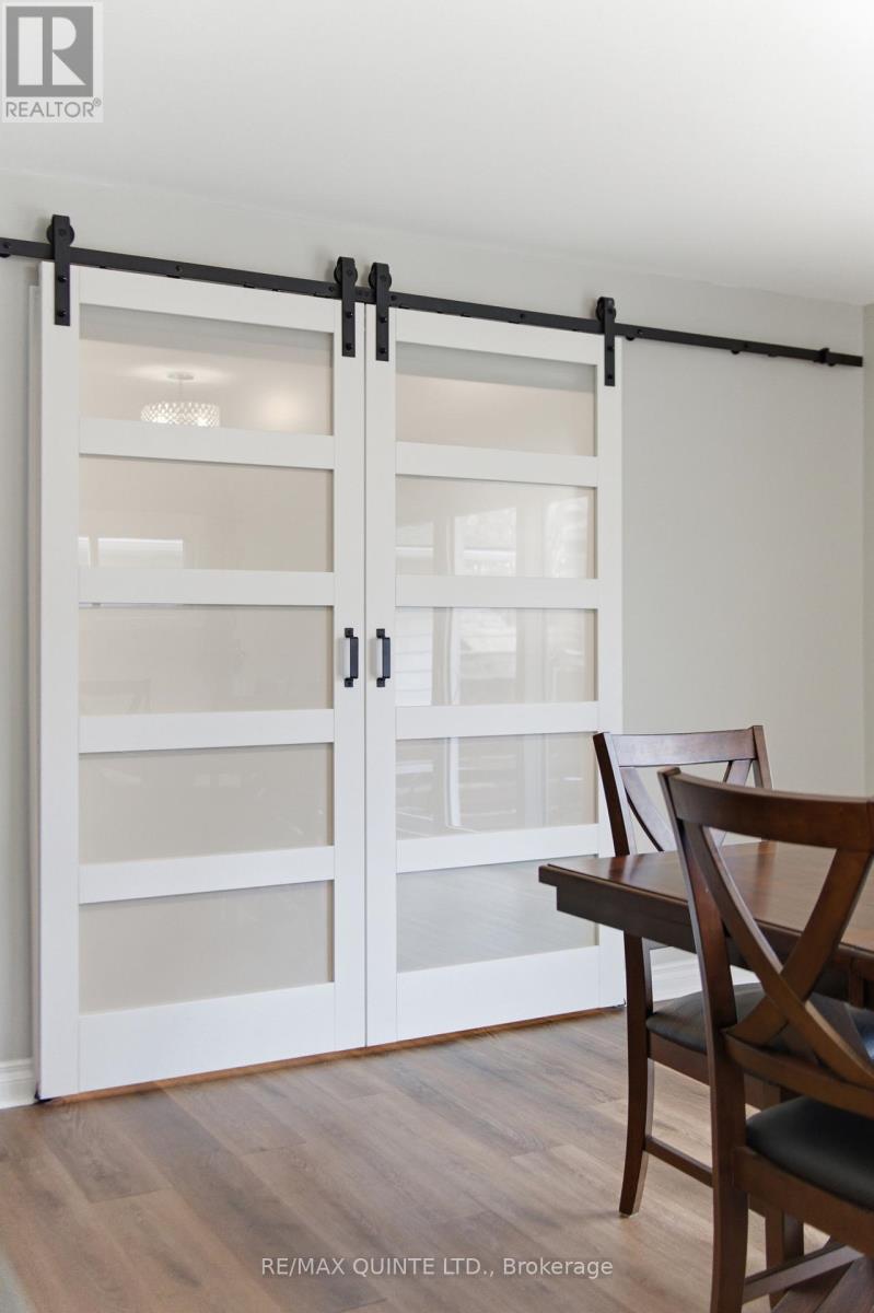 72 Campbell Street, Quinte West, Ontario  K8V 3A1 - Photo 10 - X12955472