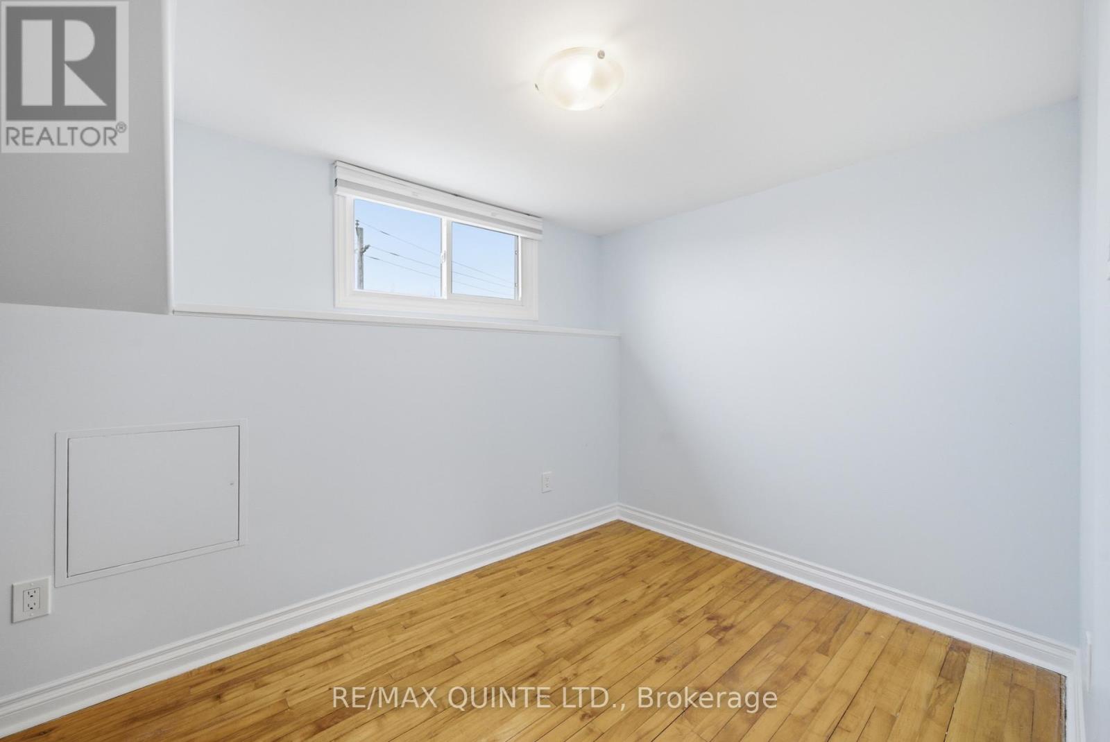 72 Campbell Street, Quinte West, Ontario  K8V 3A1 - Photo 34 - X12955472