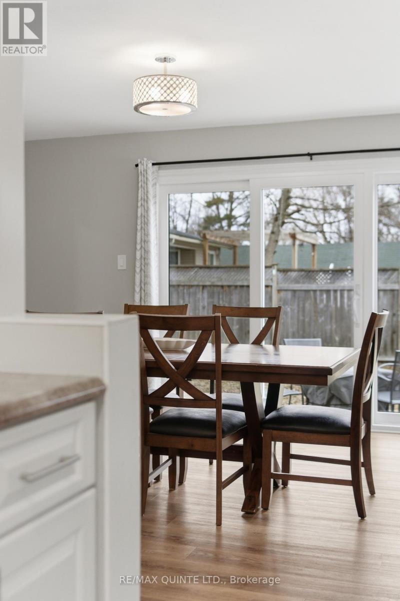 72 Campbell Street, Quinte West, Ontario  K8V 3A1 - Photo 4 - X12955472