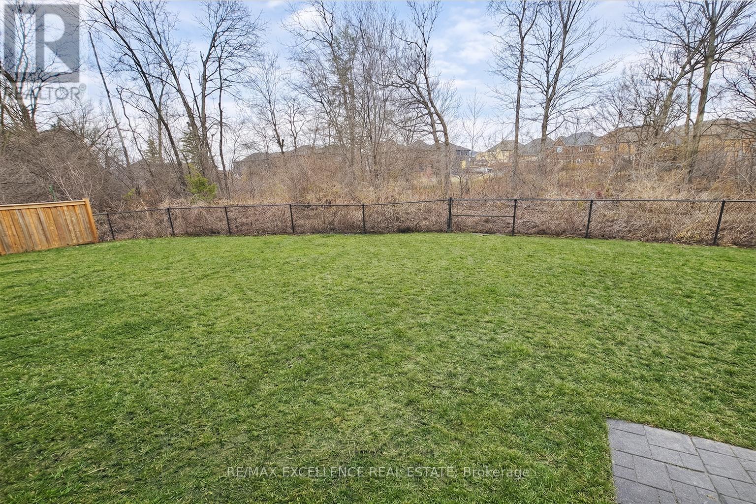 10 Pennine Drive, Whitby, Ontario  L1P 0C3 - Photo 13 - E12952278