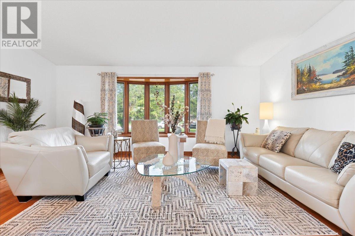 338 Sunrise Drive, Prince Edward County, Ontario  K8N 4Z7 - Photo 14 - X12955486