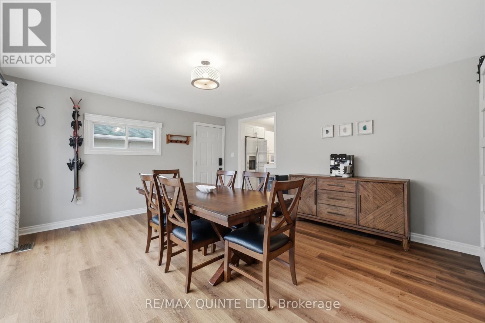 72 Campbell Street, Quinte West, Ontario  K8V 3A1 - Photo 9 - X12955472