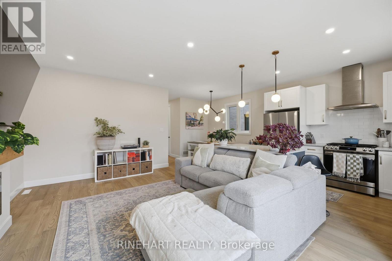 6445 Royal Magnolia Avenue, London South, Ontario  N6P 0K2 - Photo 14 - X12955540