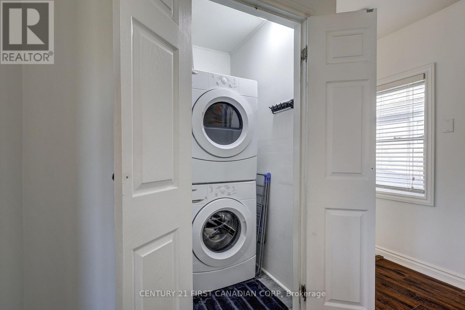 691 Emery Street E, London South, Ontario  N6C 2G3 - Photo 26 - X12955198