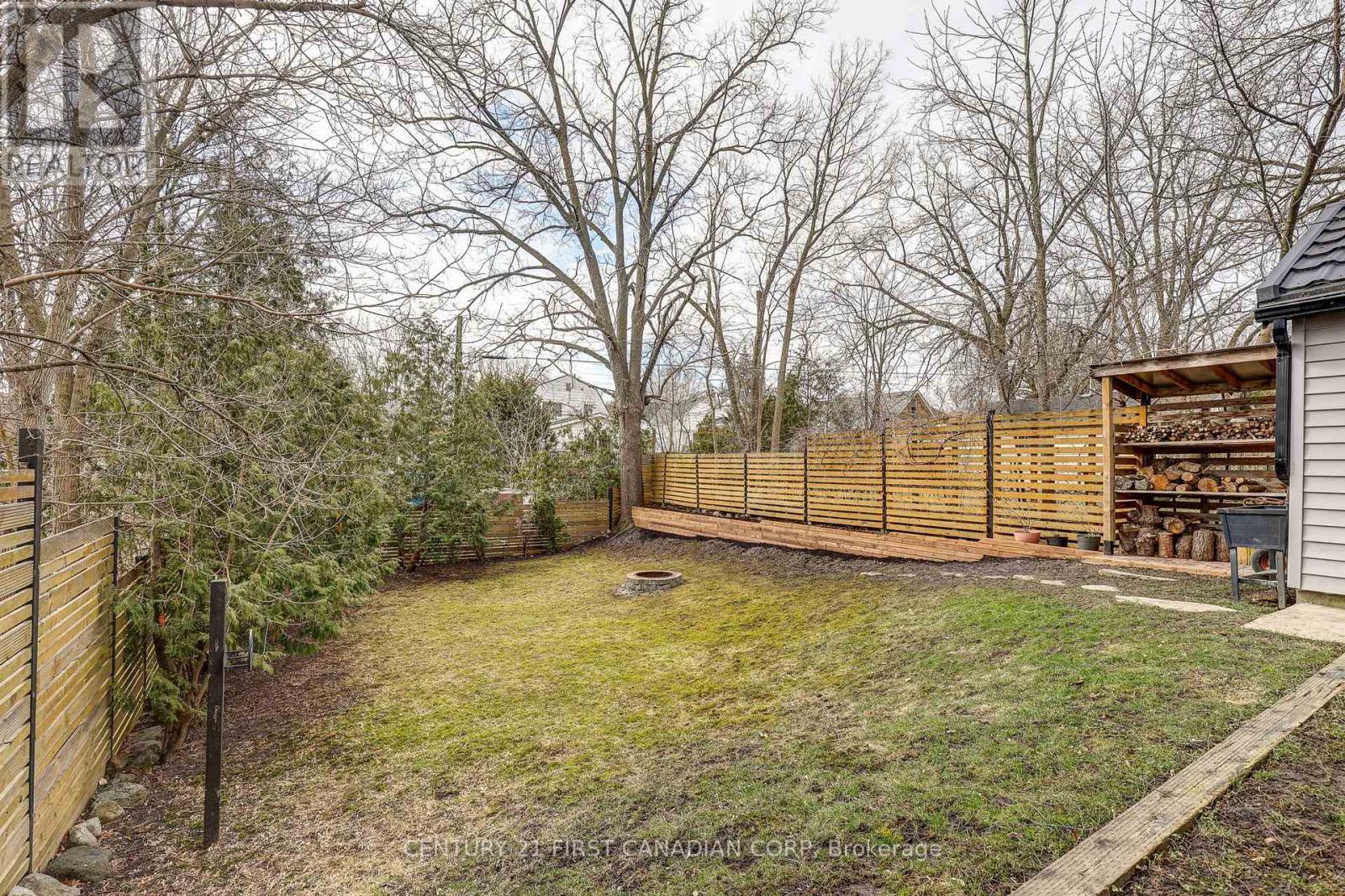 691 Emery Street E, London South, Ontario  N6C 2G3 - Photo 41 - X12955198