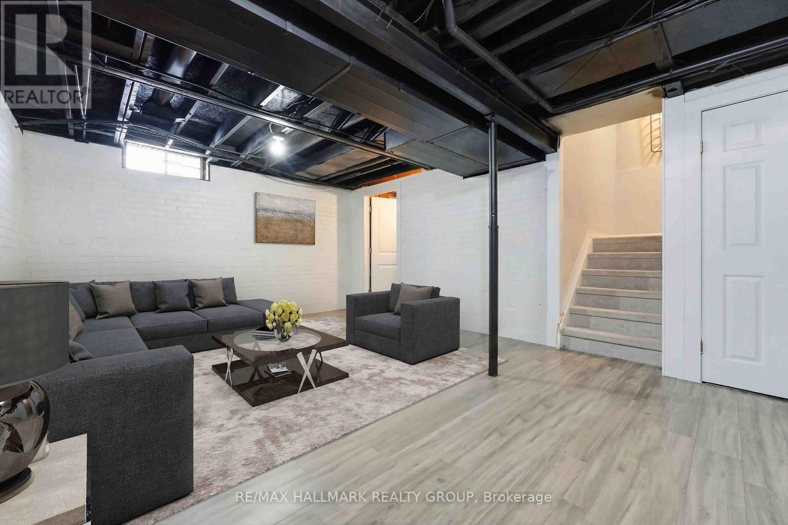 1091 Burgundy Lane, Ottawa, Ontario K1C 2M9 - Photo 28 - X12928116