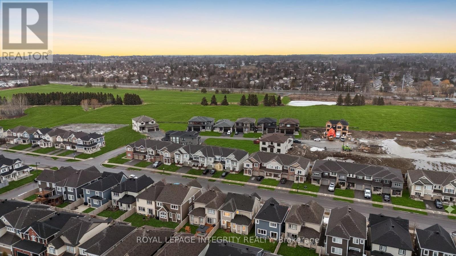 122 Cranesbill Road, Ottawa, Ontario  K2V 0J5 - Photo 40 - X12946128