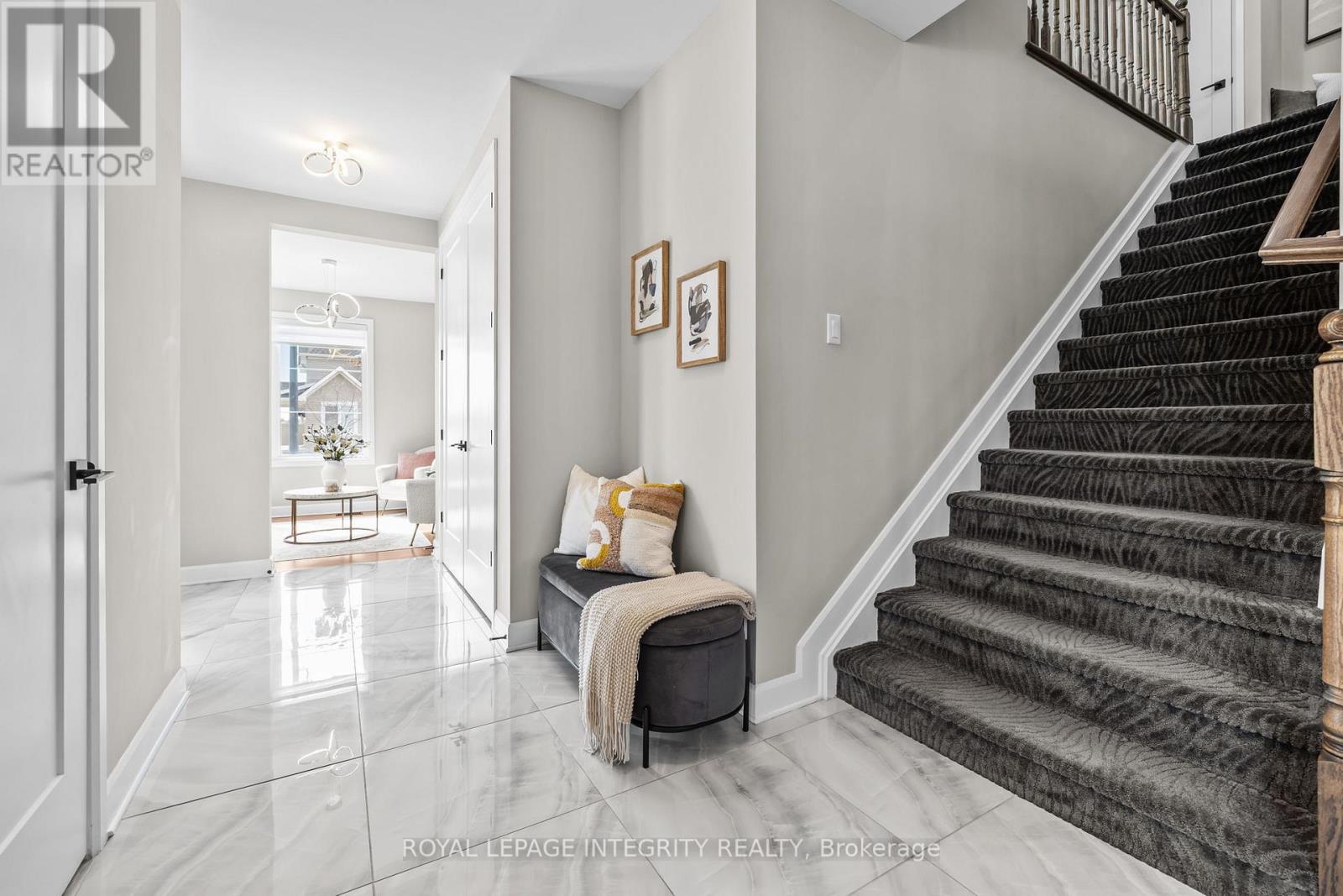 68 Malachigan Crescent, Ottawa, Ontario  K4A 1G5 - Photo 5 - X12945916