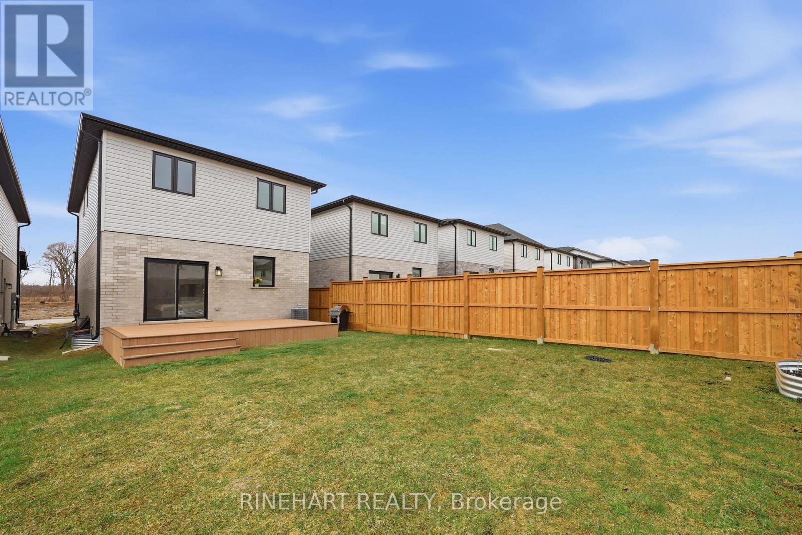 6445 Royal Magnolia Avenue, London South, Ontario  N6P 0K2 - Photo 37 - X12955540