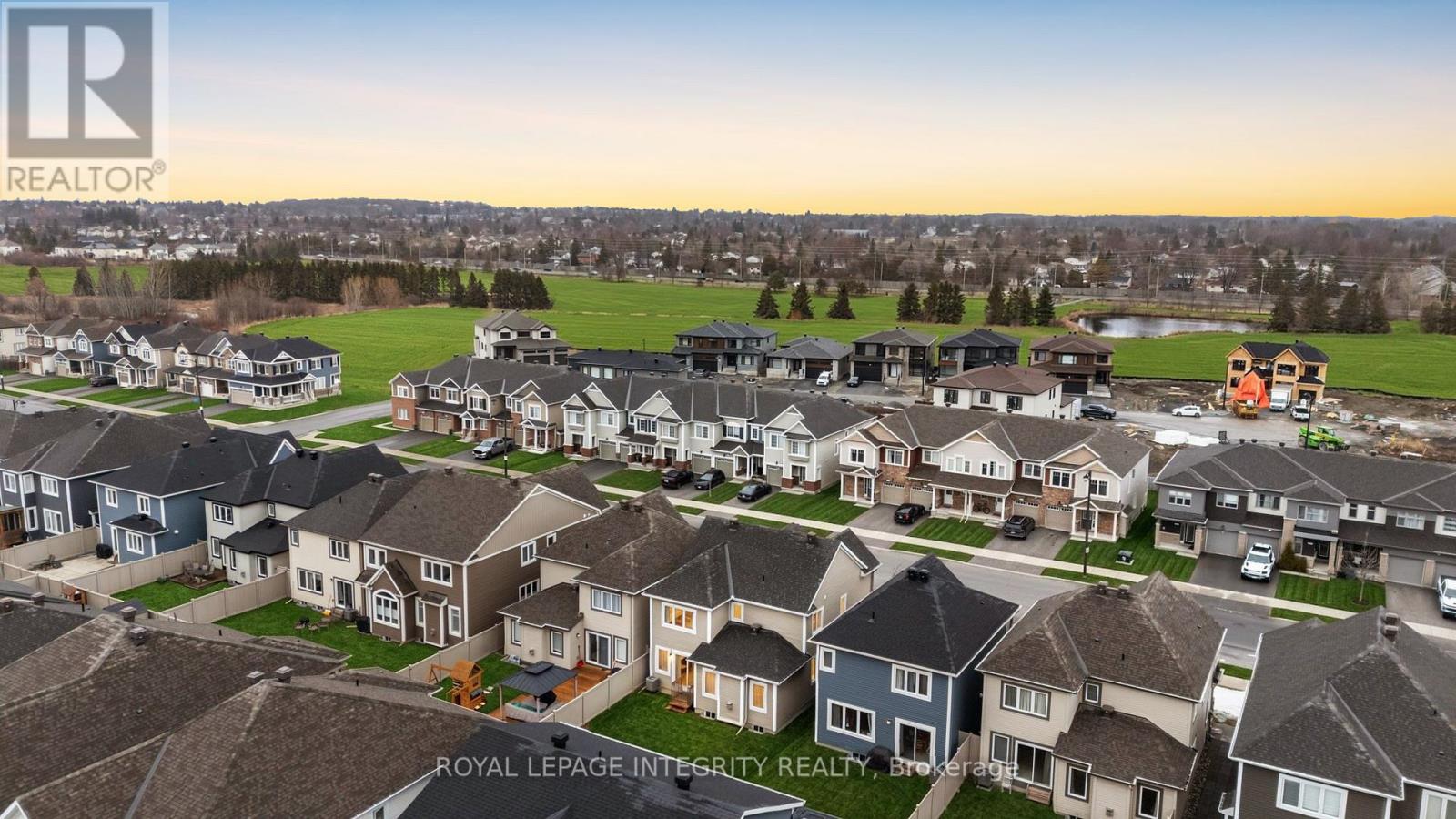 122 Cranesbill Road, Ottawa, Ontario  K2V 0J5 - Photo 38 - X12946128