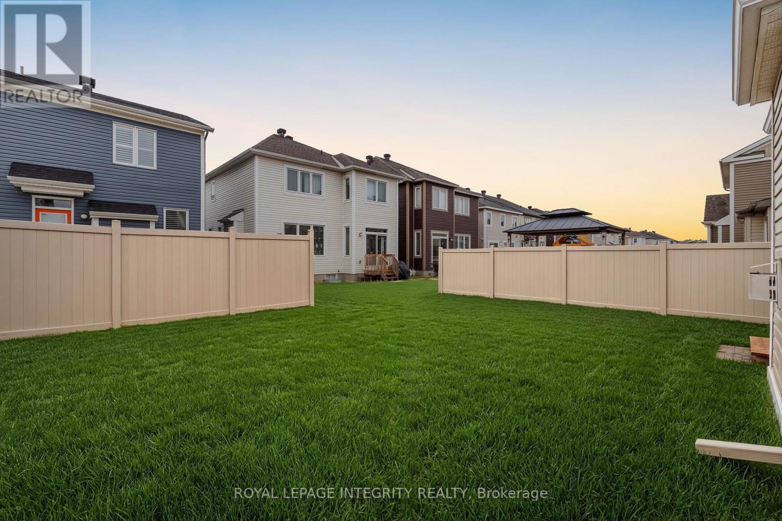 122 Cranesbill Road, Ottawa, Ontario  K2V 0J5 - Photo 34 - X12946128