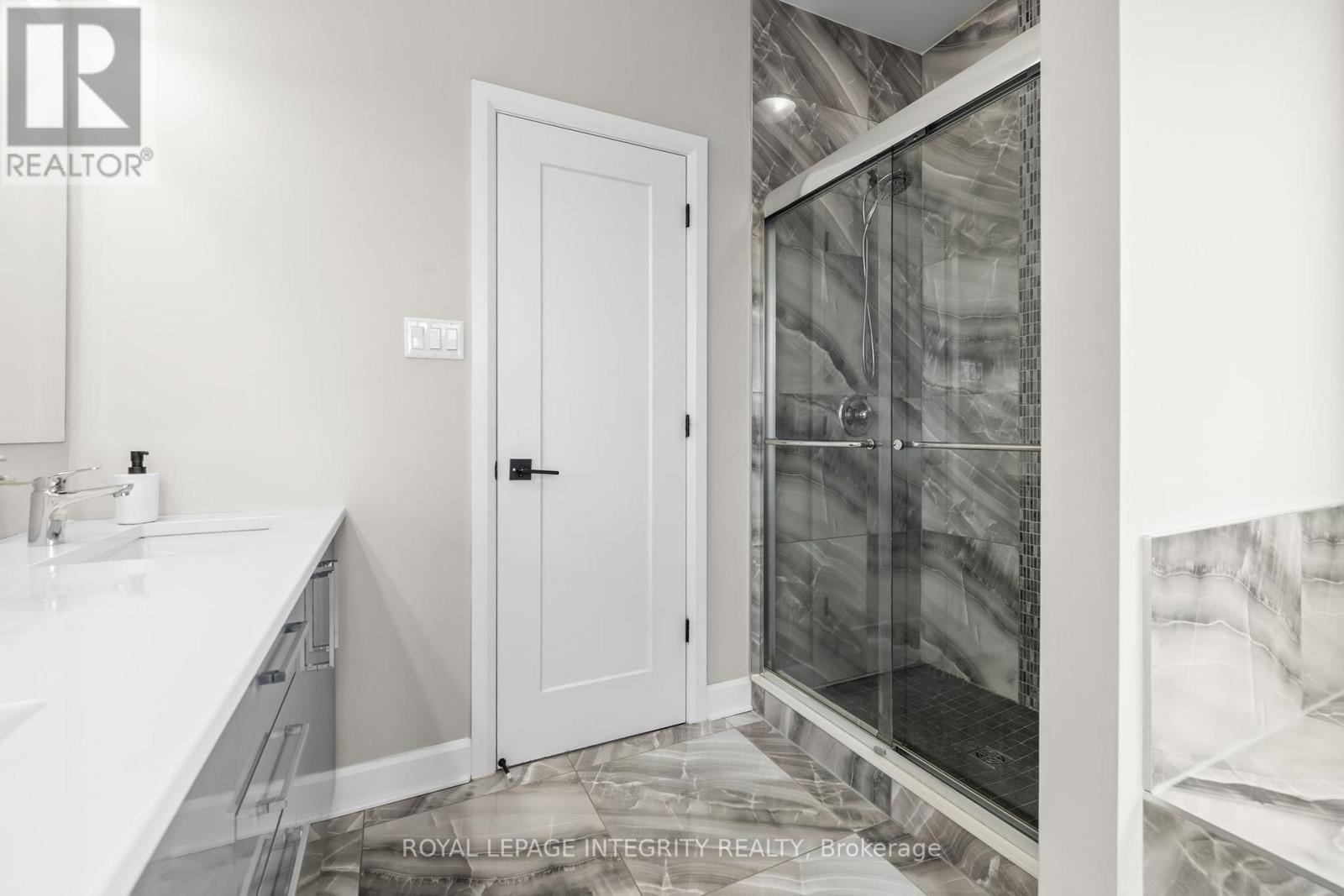 68 Malachigan Crescent, Ottawa, Ontario  K4A 1G5 - Photo 31 - X12945916