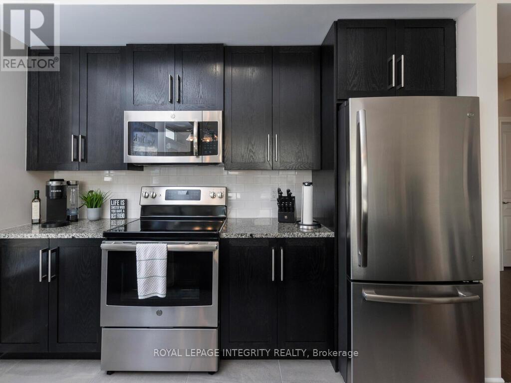 201 - 300 Jatoba Private, Ottawa, Ontario  K2V 0E7 - Photo 15 - X12955416