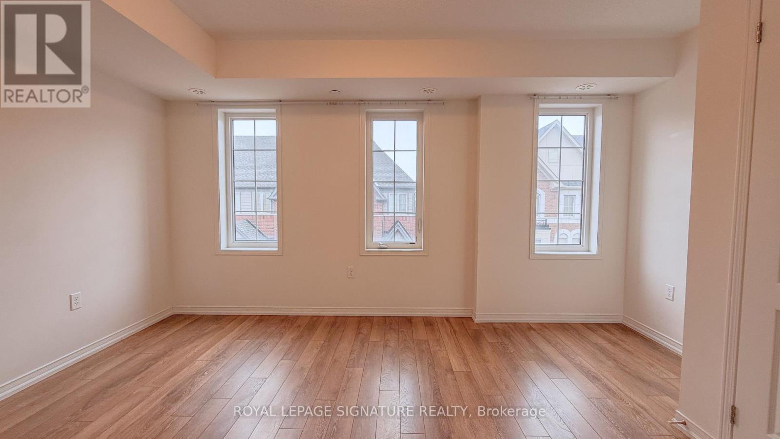 2650 Deputy Minster Path, Oshawa, Ontario  L1L 0M7 - Photo 7 - E12955384