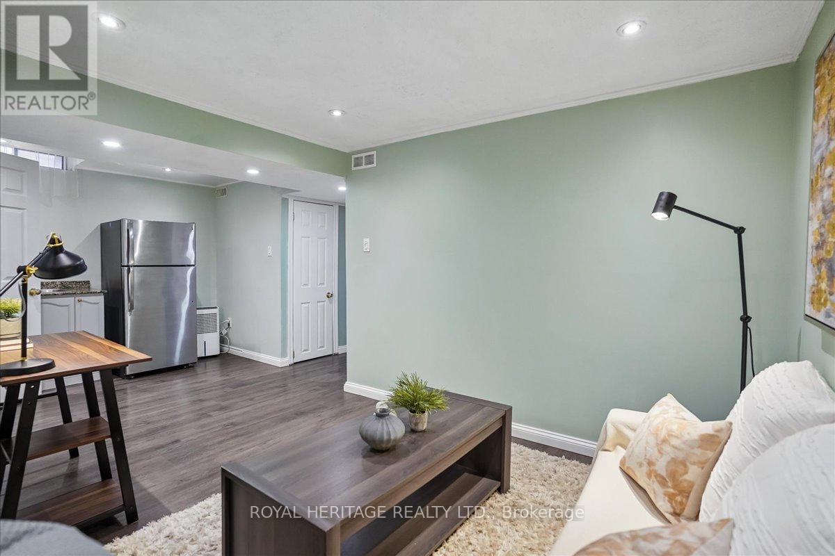 148 Adele Crescent, Oshawa, Ontario  L1J 7X6 - Photo 35 - E12955576