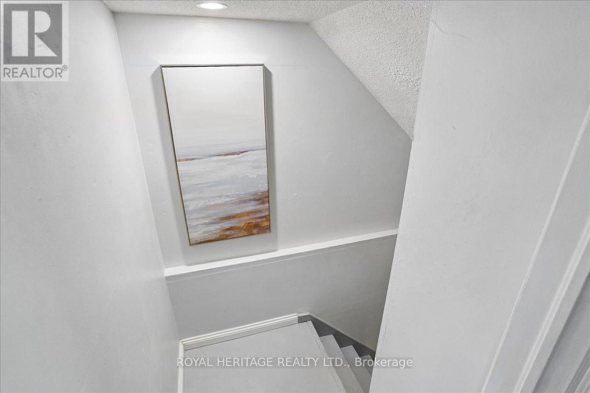 148 Adele Crescent, Oshawa, Ontario  L1J 7X6 - Photo 30 - E12955576