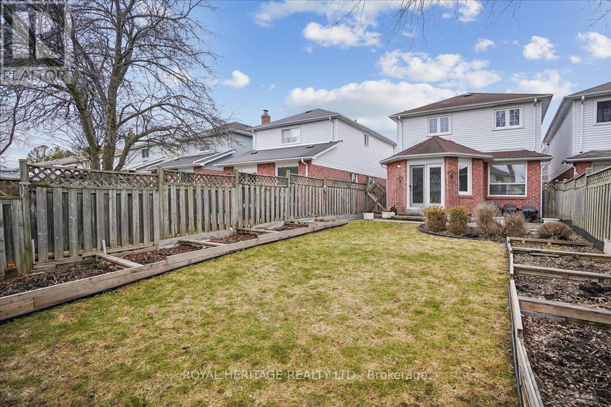 148 Adele Crescent, Oshawa, Ontario  L1J 7X6 - Photo 41 - E12955576