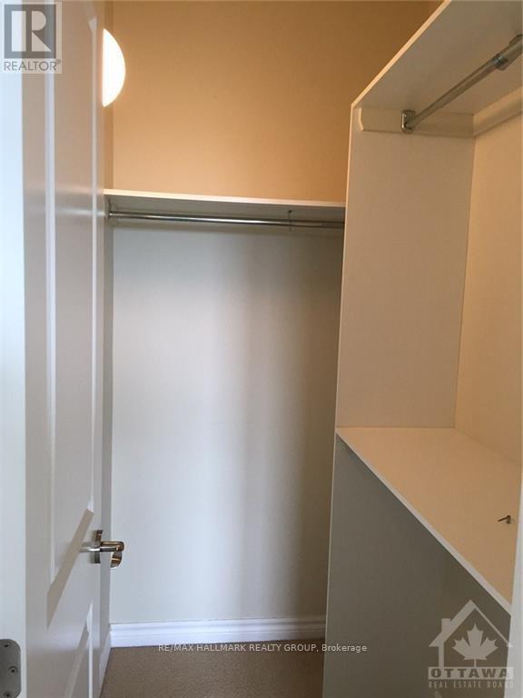 1010 - 314 Central Park Drive, Ottawa, Ontario  K2C 0R2 - Photo 15 - X12955468