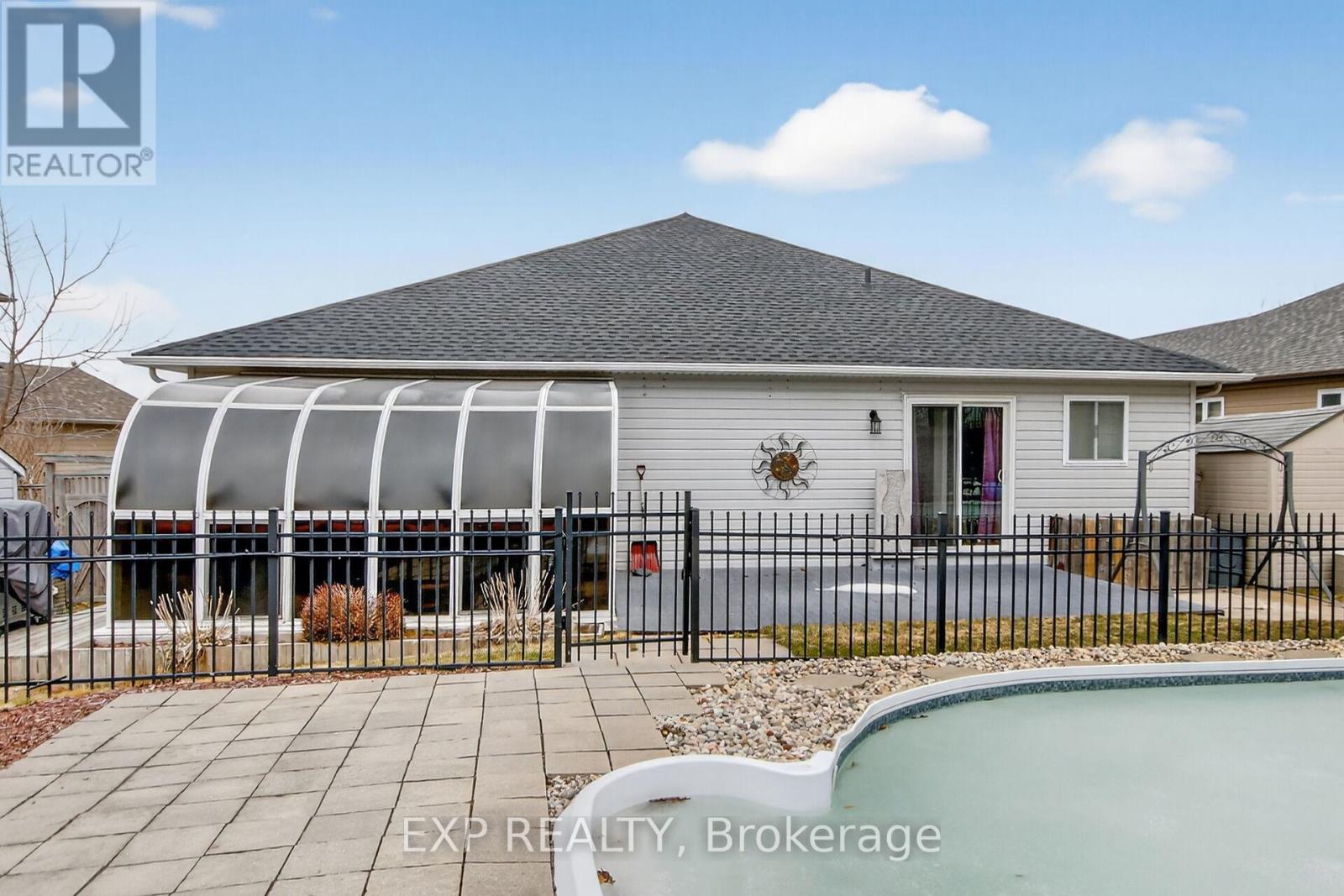 126 Metcalfe Drive, Mississippi Mills, Ontario  K0A 1A0 - Photo 42 - X12955584