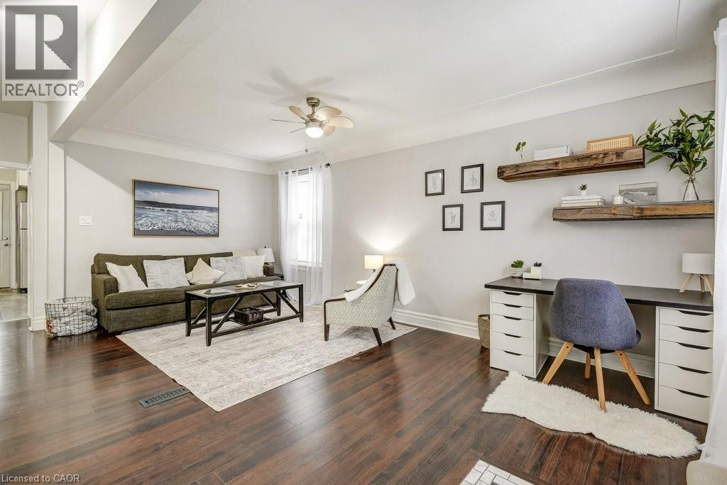 14 BAKER Street, Hamilton, Ontario