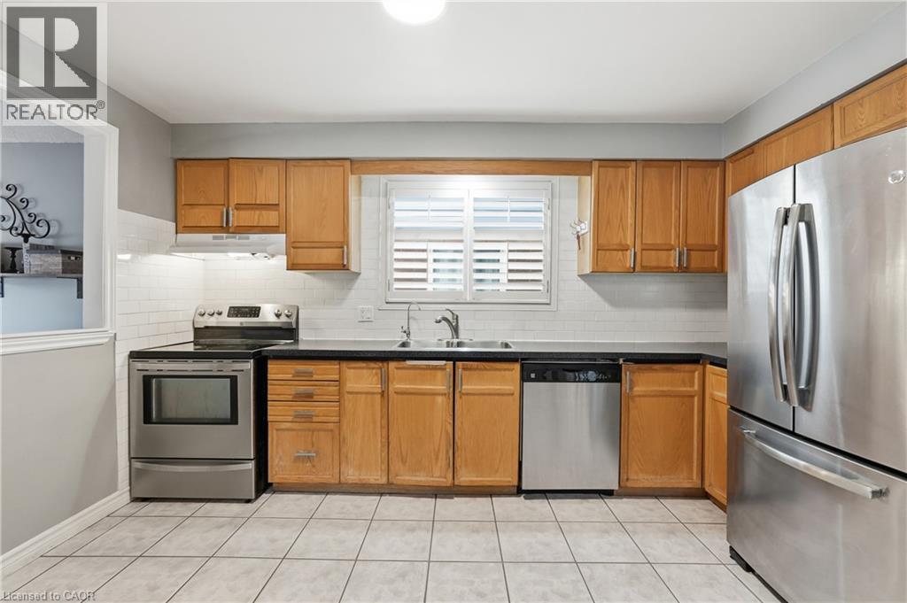 333 Celtic Drive, Stoney Creek, Ontario  L8E 4N1 - Photo 5 - 40813281