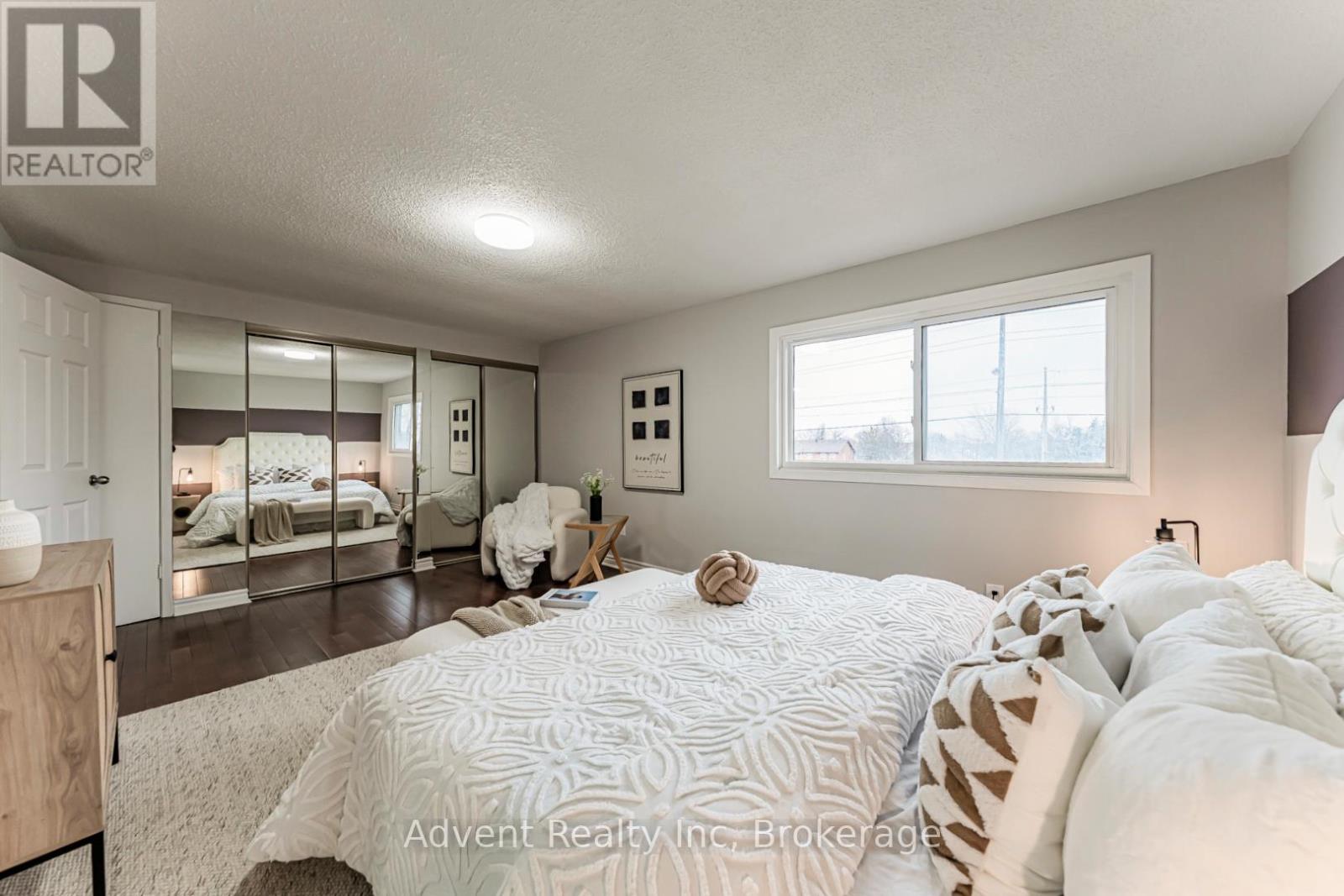 45 Cheeseman Drive, Markham, Ontario  L3R 3G3 - Photo 15 - N12950894