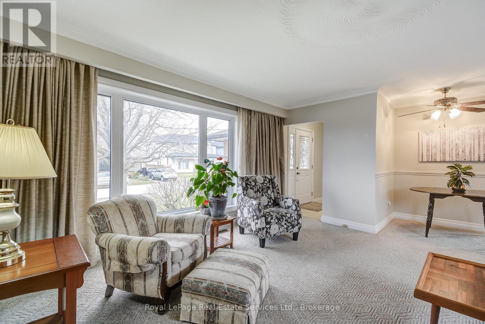 339 Weighton Avenue, Oakville, Ontario  L6R 2R5 - Photo 12 - W12955414