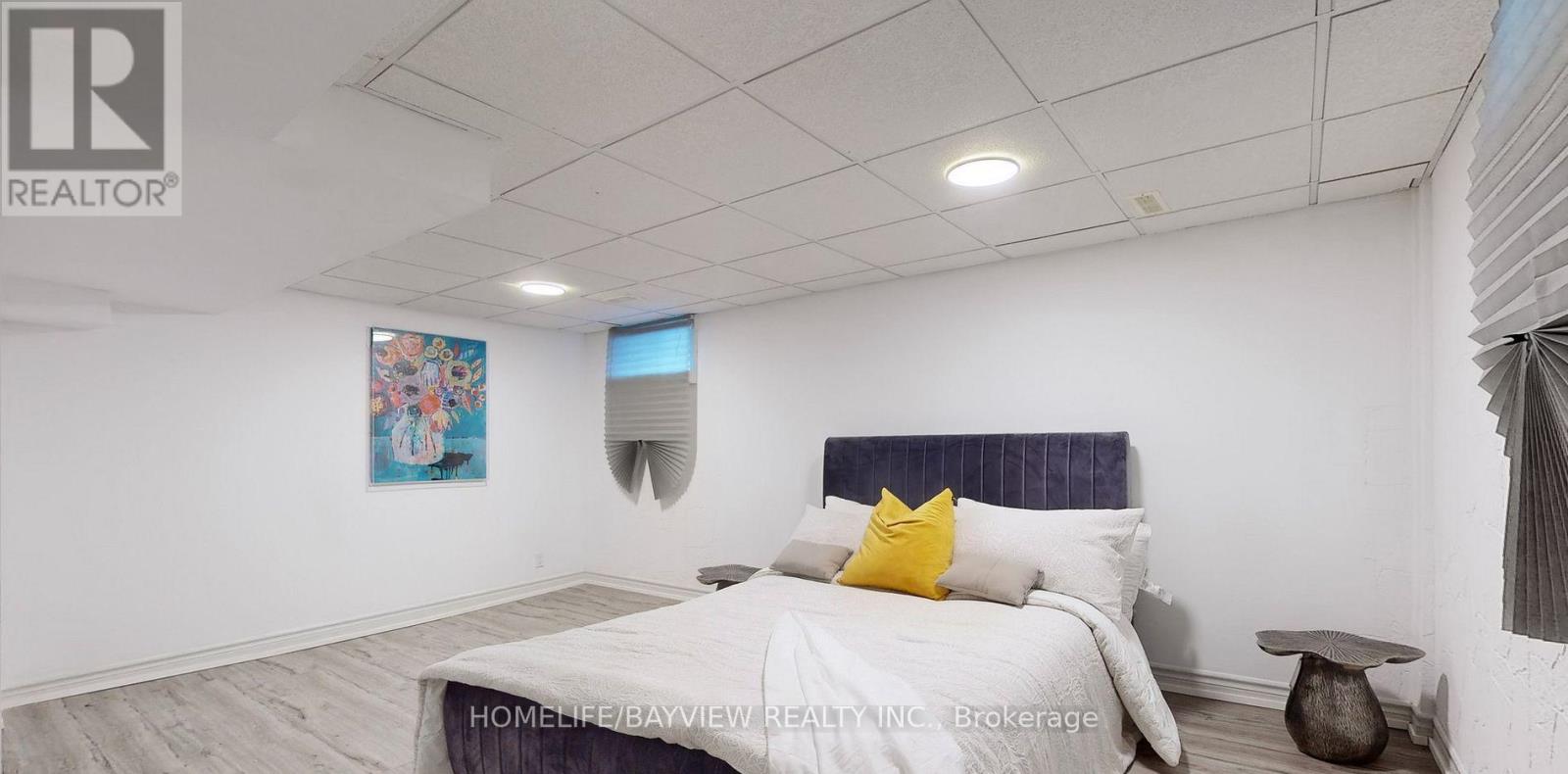 60 Hillview Drive, Newmarket, Ontario  L3Y 4H9 - Photo 15 - N12955428