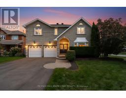 82 BISHOP DRIVE, Barrie, Ontario