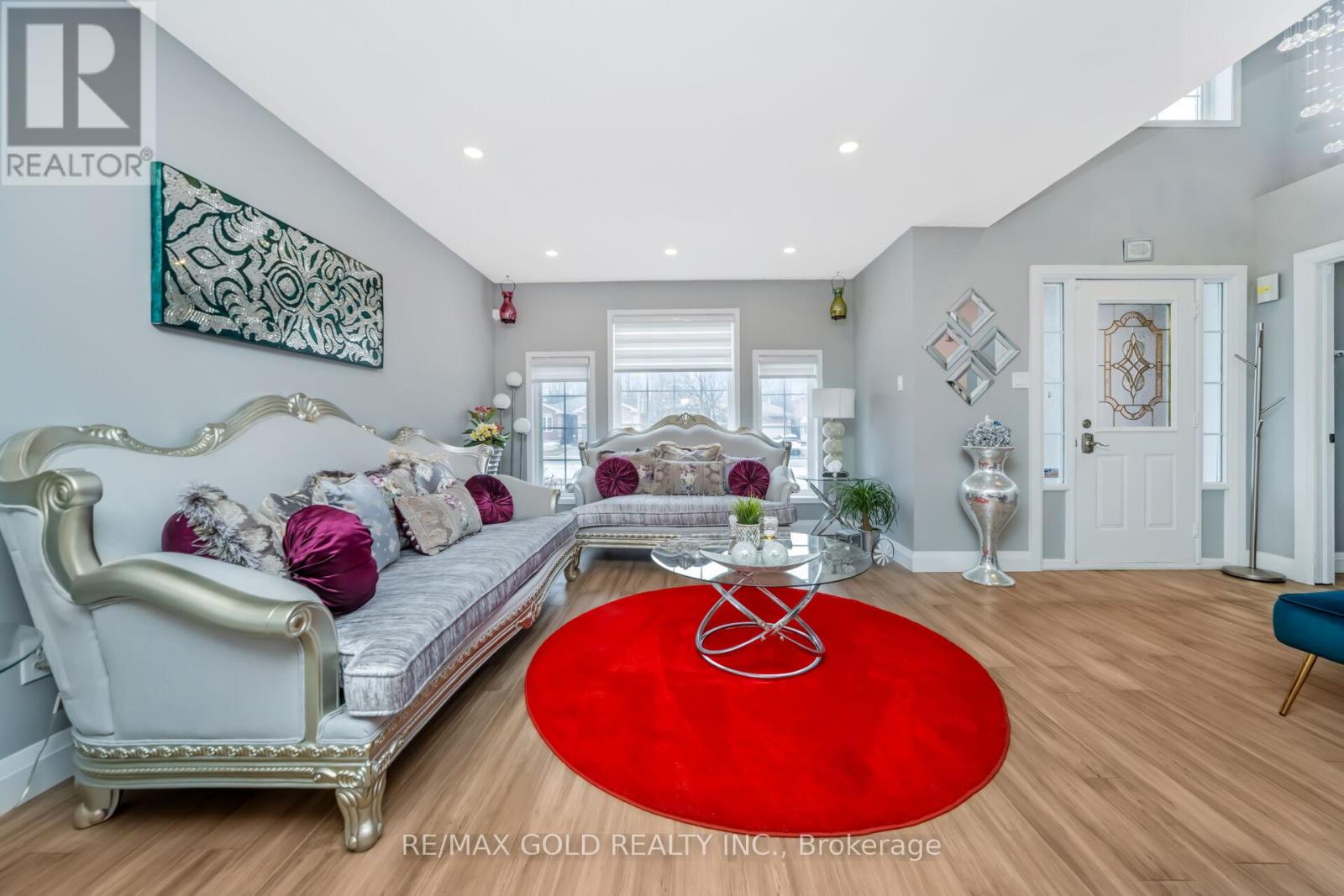 68 Benson Drive, Barrie, Ontario  L4N 7Y2 - Photo 8 - S12949596