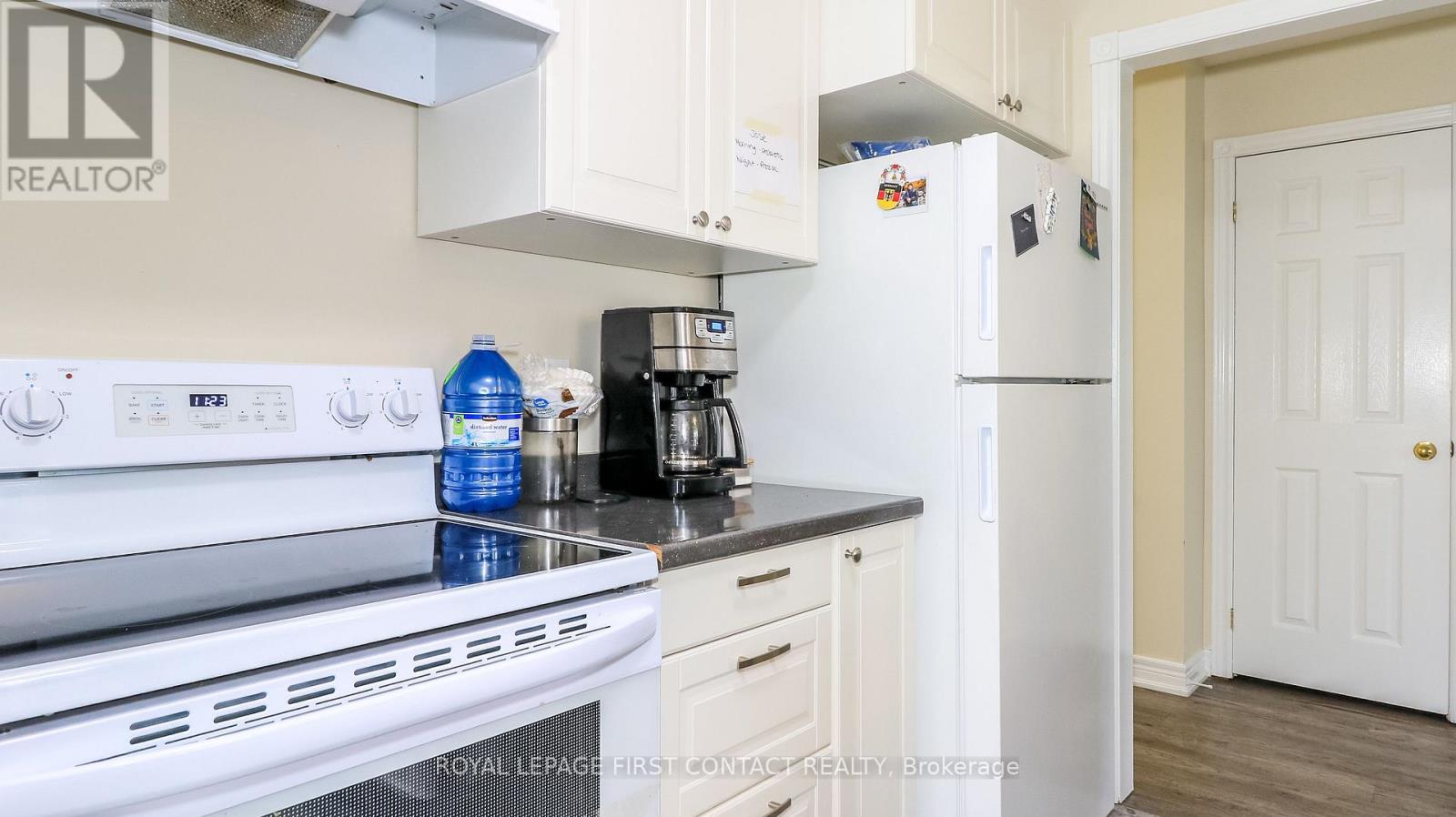 66 Downing Crescent, Barrie, Ontario  L4N 8V5 - Photo 7 - S12955426