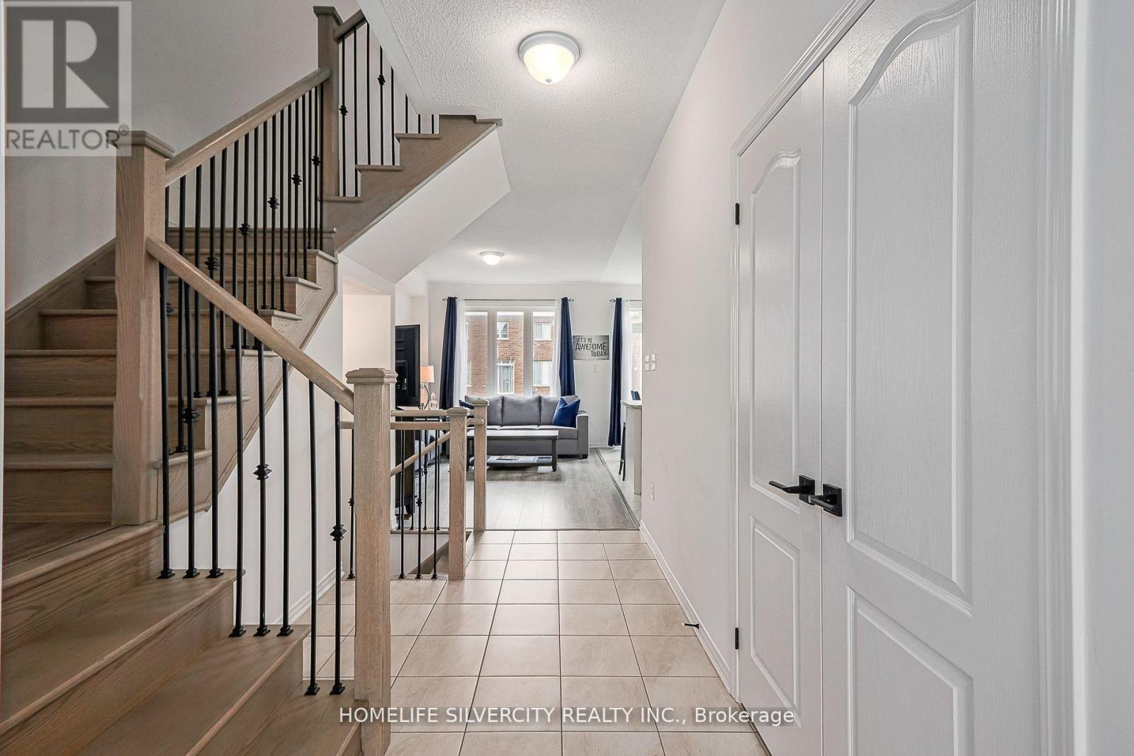 5 Kirby Avenue, Collingwood, Ontario  L9Y 3W8 - Photo 3 - S12955586