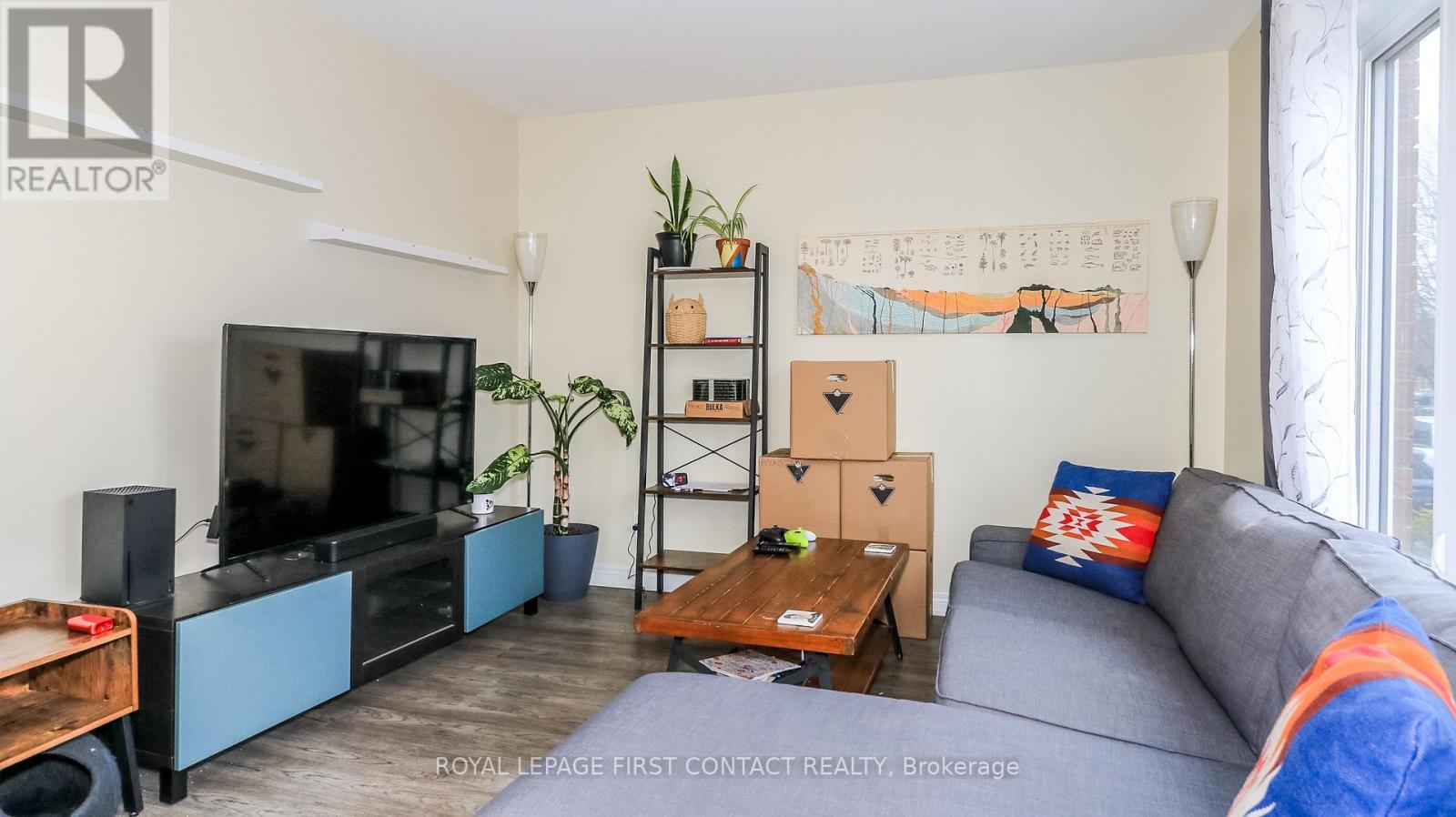 66 Downing Crescent, Barrie, Ontario  L4N 8V5 - Photo 3 - S12955426