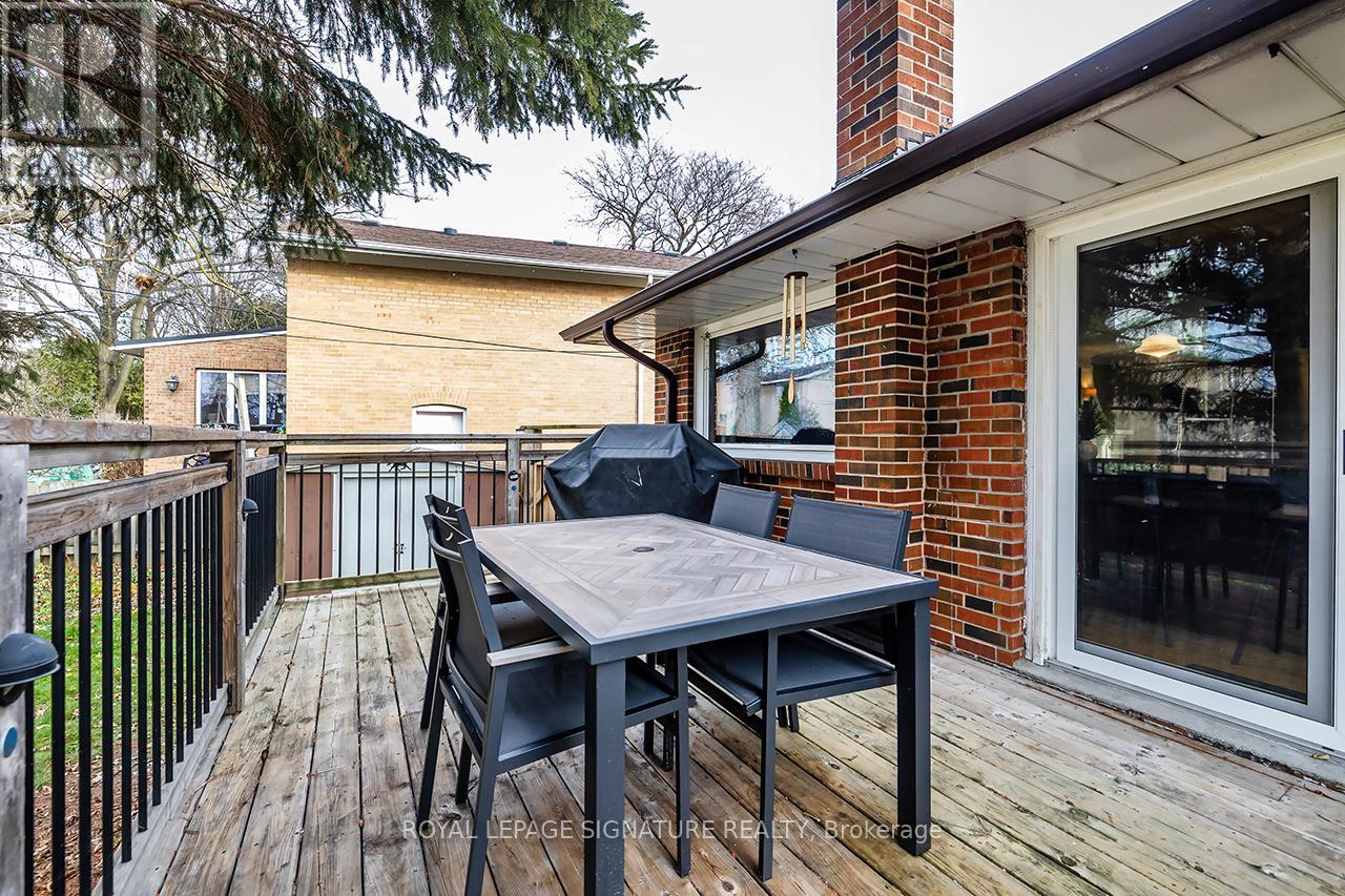 40 Cobham Crescent, Toronto, Ontario  M4A 1V6 - Photo 25 - C12959276