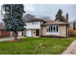 40 COBHAM CRESCENT, Toronto, Ontario