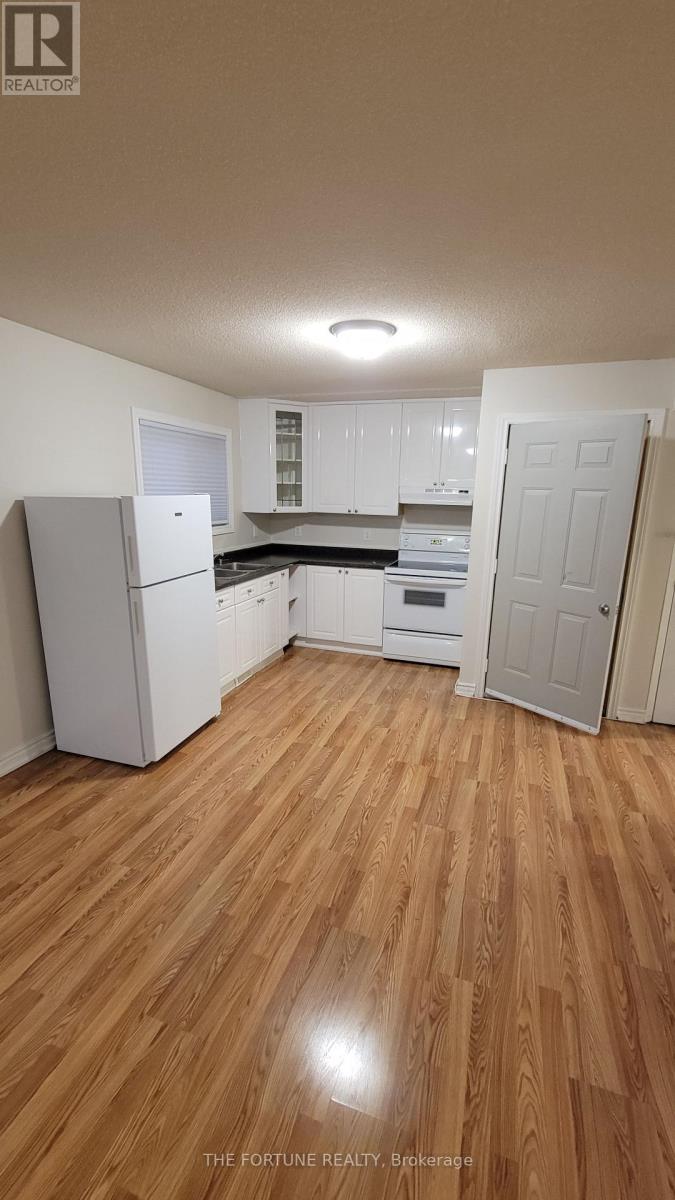 44 ROTHERGLEN COURT, Brampton, Ontario