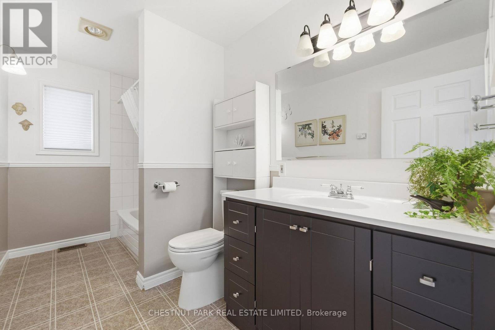 37 Ontario Street, Prince Edward County, Ontario  K0K 2T0 - Photo 18 - X12959256