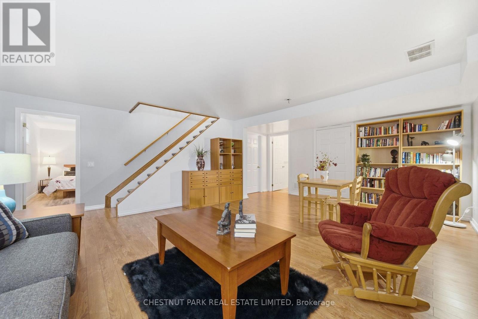 37 Ontario Street, Prince Edward County, Ontario  K0K 2T0 - Photo 25 - X12959256