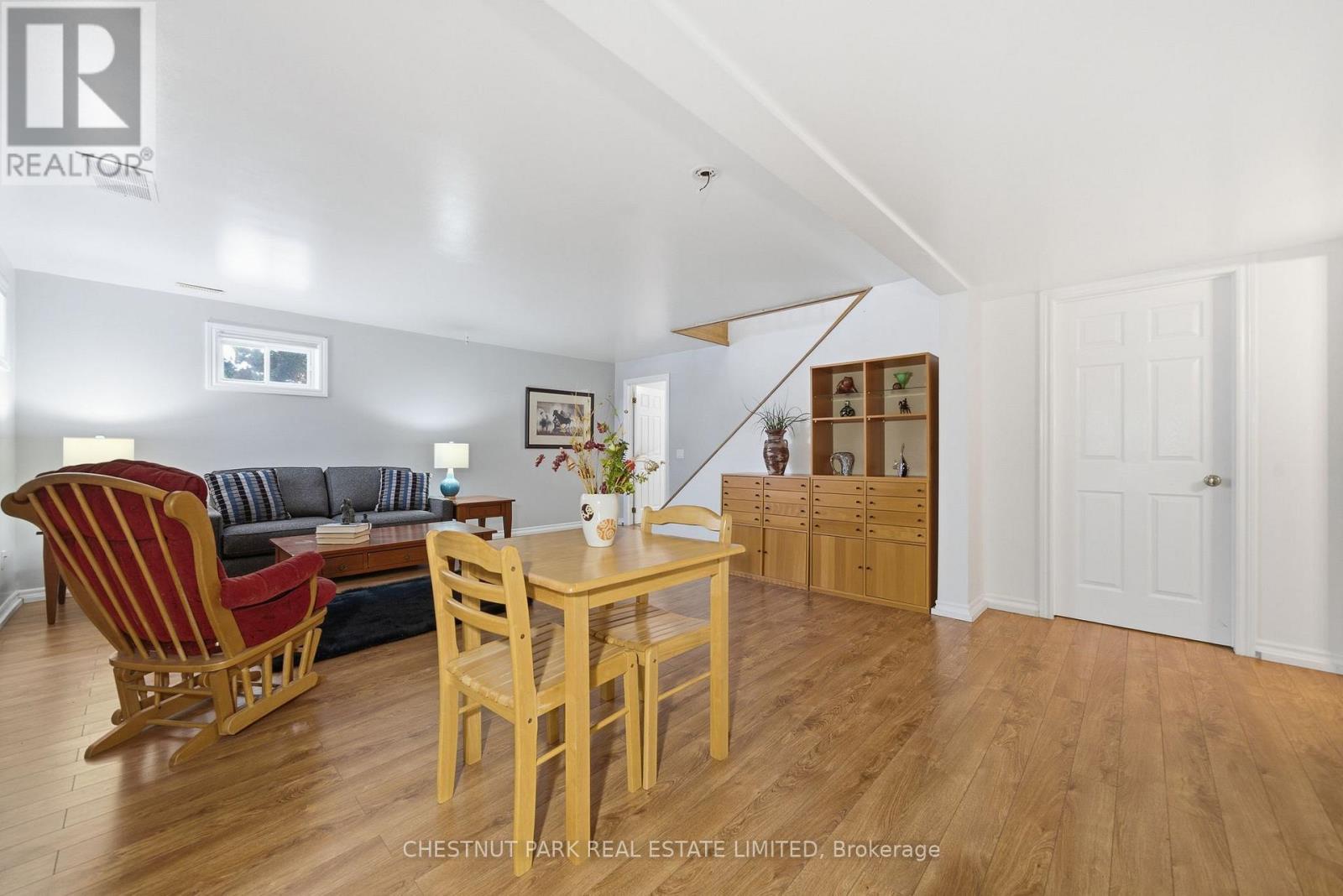 37 Ontario Street, Prince Edward County, Ontario  K0K 2T0 - Photo 26 - X12959256