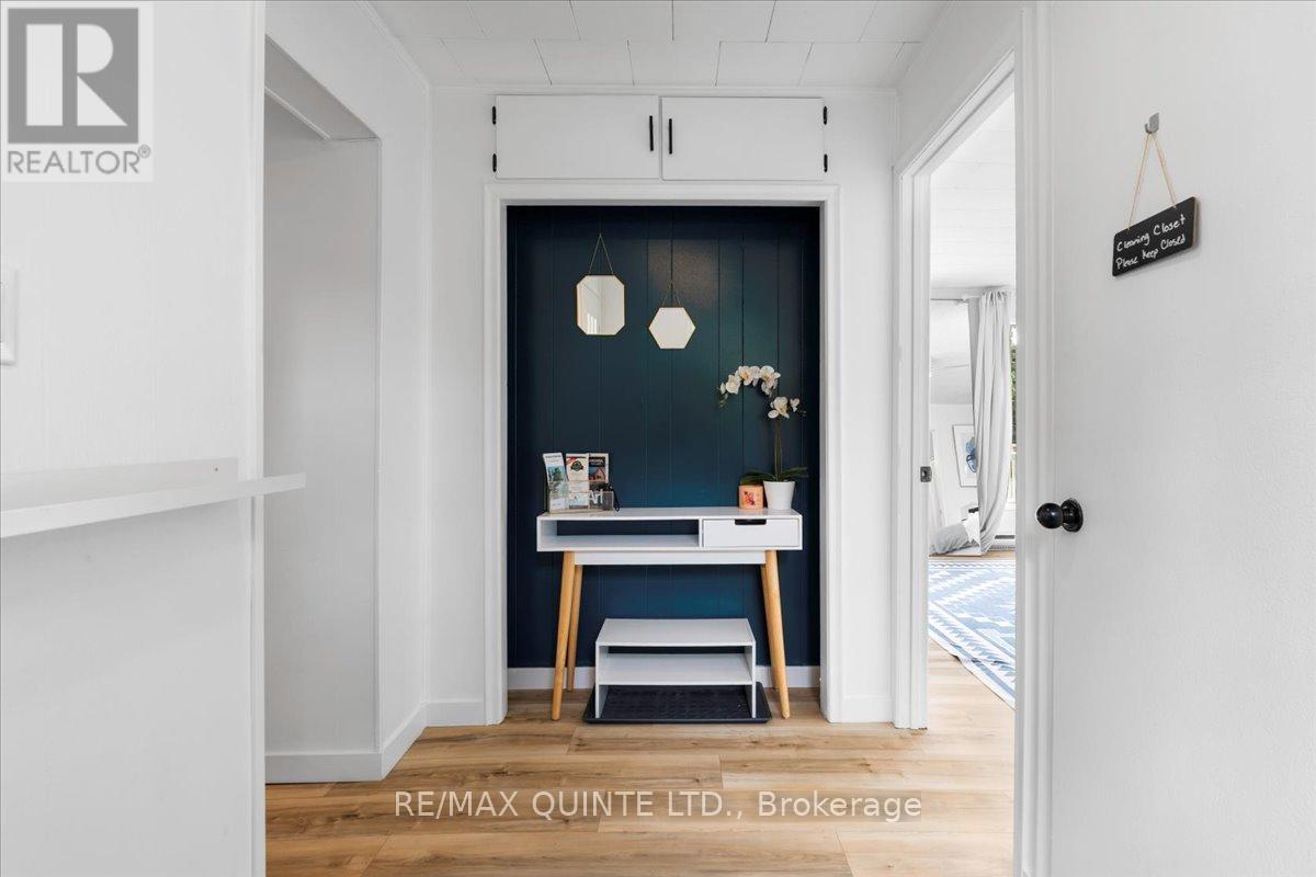 11364 Loyalist Parkway, Prince Edward County, Ontario  K0K 2T0 - Photo 27 - X12959292