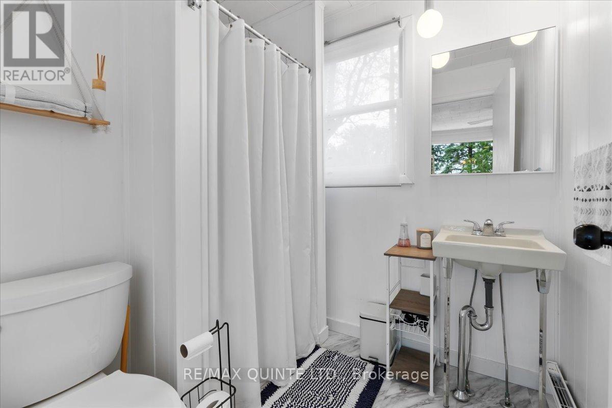 11364 Loyalist Parkway, Prince Edward County, Ontario  K0K 2T0 - Photo 29 - X12959292