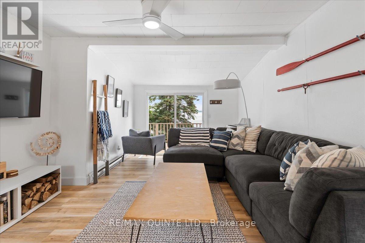 11364 Loyalist Parkway, Prince Edward County, Ontario  K0K 2T0 - Photo 33 - X12959292