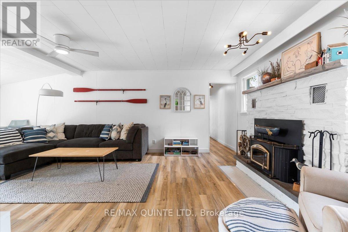 11364 Loyalist Parkway, Prince Edward County, Ontario  K0K 2T0 - Photo 34 - X12959292