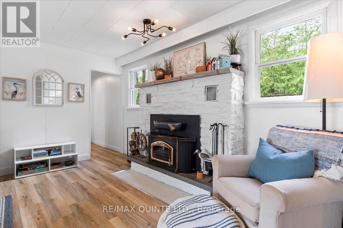 11364 Loyalist Parkway, Prince Edward County, Ontario  K0K 2T0 - Photo 35 - X12959292