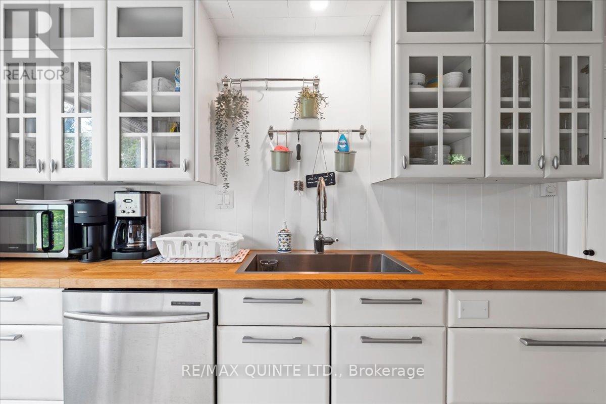 11364 Loyalist Parkway, Prince Edward County, Ontario  K0K 2T0 - Photo 40 - X12959292