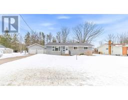 52 LAURENTIAN DRIVE, Petawawa, Ontario