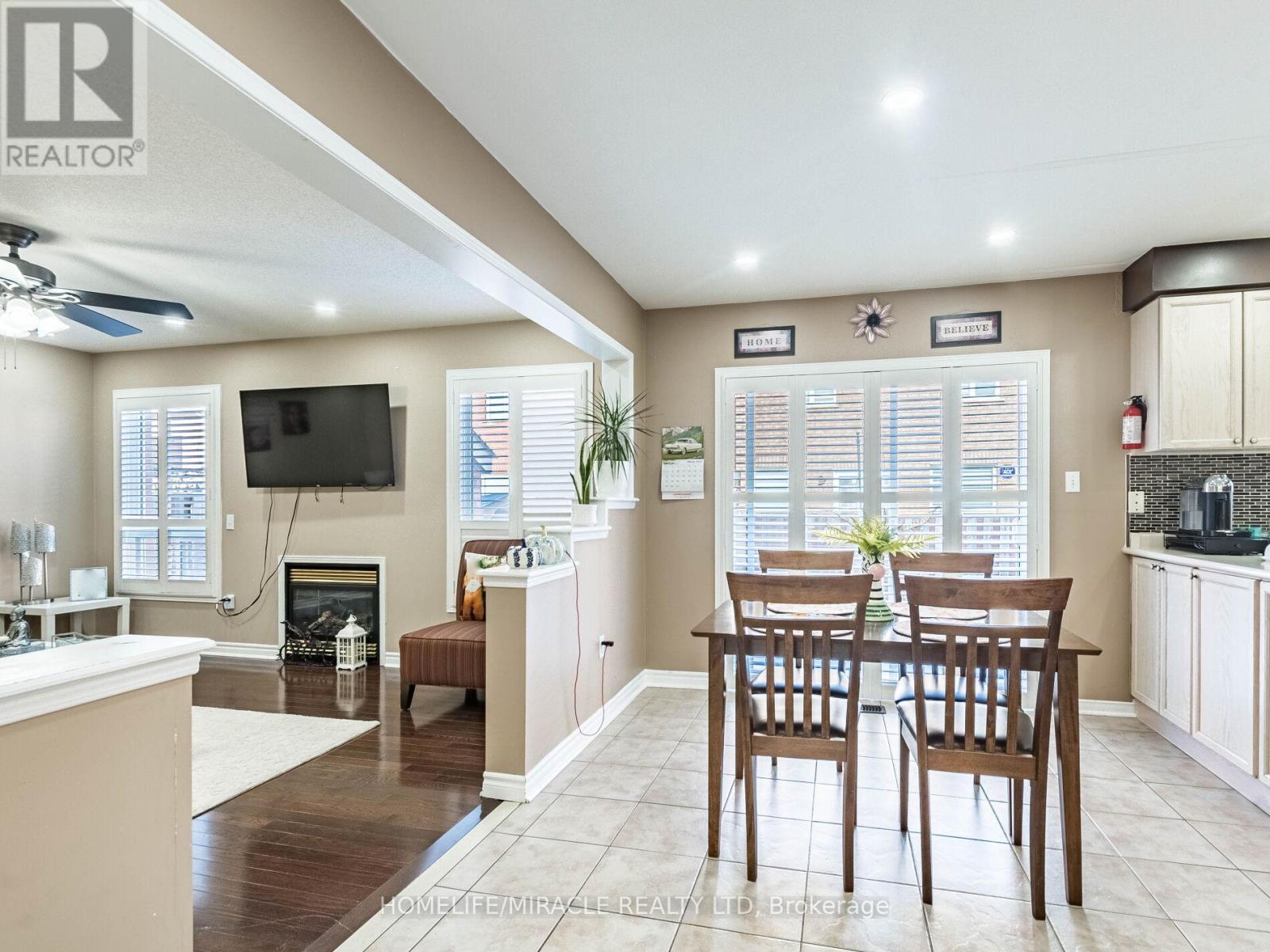 5 Sams Crescent, Brampton, Ontario  L7A 3T8 - Photo 17 - W12879334