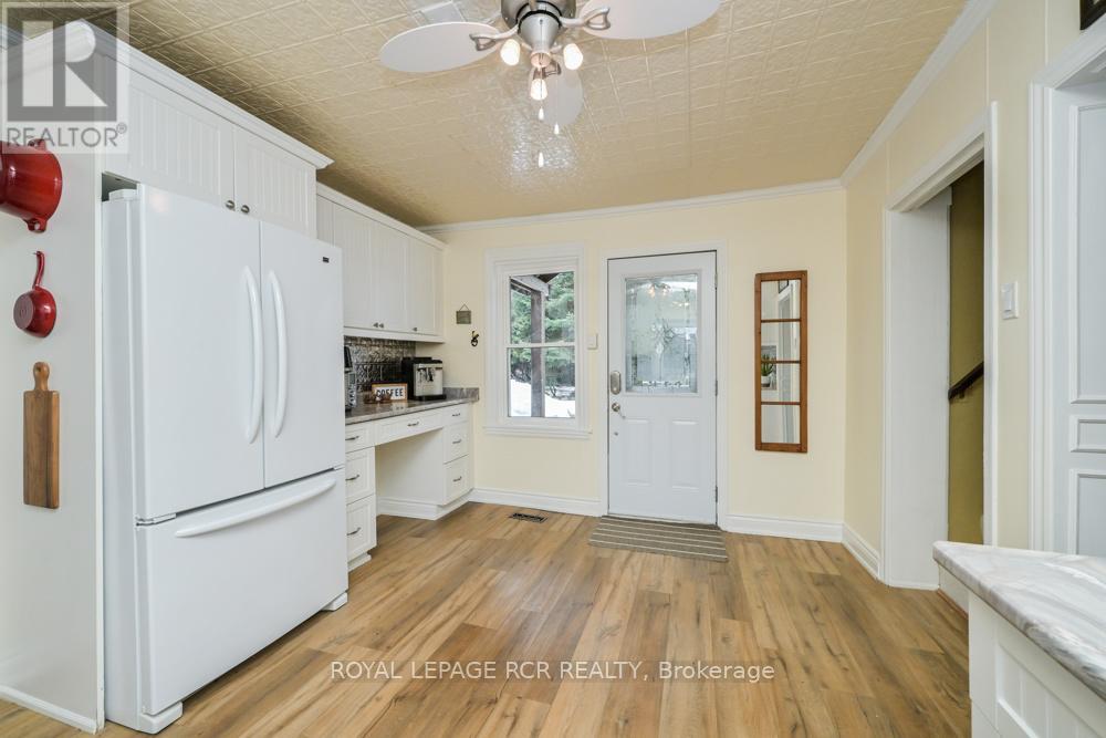 1429 Queen Street, Caledon, Ontario  L7K 0E4 - Photo 7 - W12909760